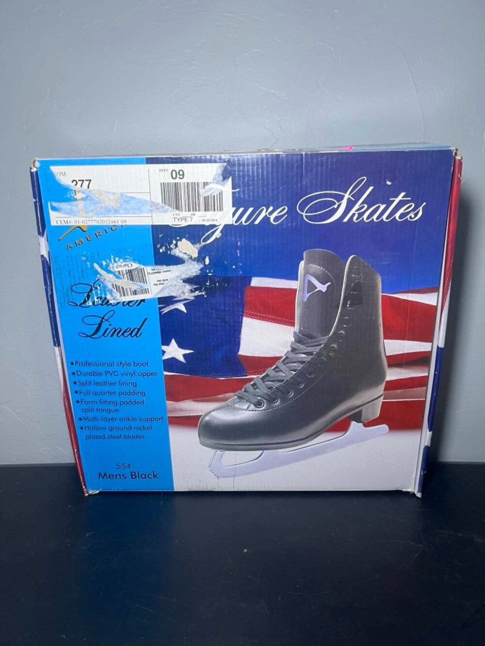 Brand New Men's Leather Lined American Figure Skates, Black, Size 9.